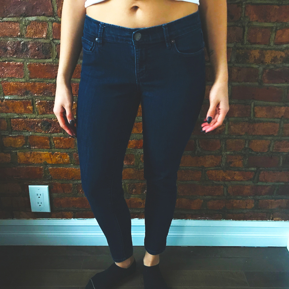 Skinny Zipper Jeans